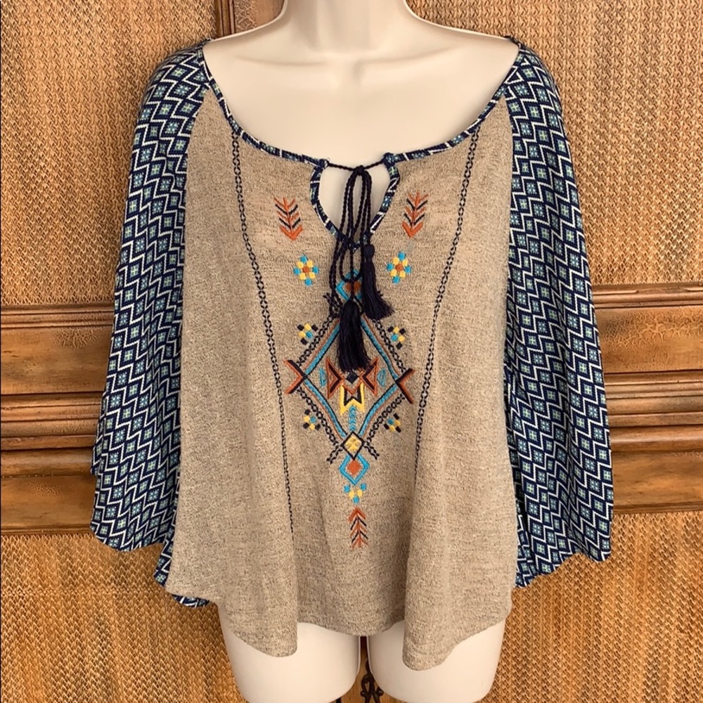 Flying tomato BOHO tassel top
